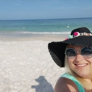 Meet your Posher, Luz bella